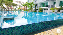 eight-riversuites photo thumbnail #4
